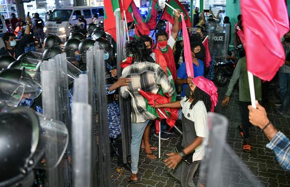 މުއްދަތު ހަމަވަނީ, އިންތިގާލީ އިންސާފު ލިބުނީ ކާކަށް؟