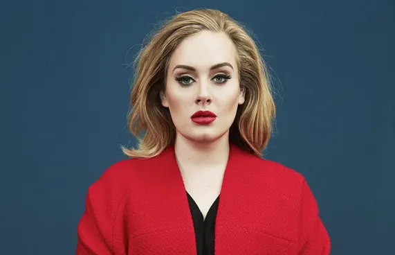 އެޑެލް ހޮލީވުޑް ފިލްމެއް ކުޅެނީ