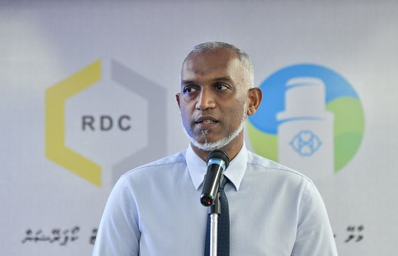 މުއިއްޒުގެ ޝަރީއަތް ނިމުމަކާ ގާތަށް