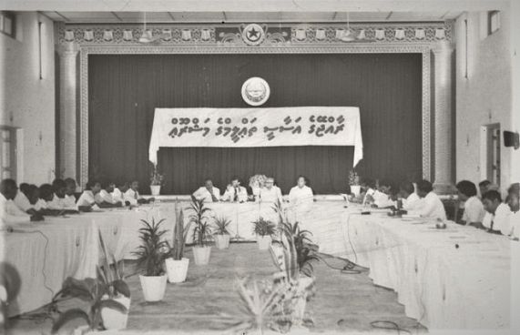 ތައުލީމީ ޖީލެއް ބިނާ ކުރުމުގައި 45 އަހަރުގެ ހިދުމަތް