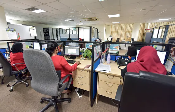 ރަސްމީގަޑީގެ މަސައްކަތްތައް ނުރަސްމީ ގަޑީގައި ކުރެވޭނެ