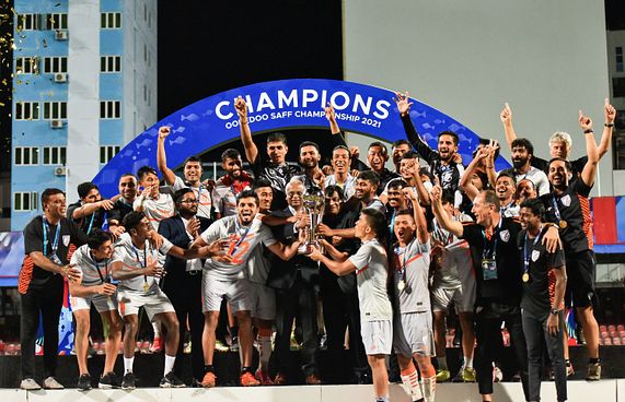 އިންޑިއާގެ ސުޕަލީގް މެކުހަށް، ދިވެހި ލީގް ހުއްޓިފައި!