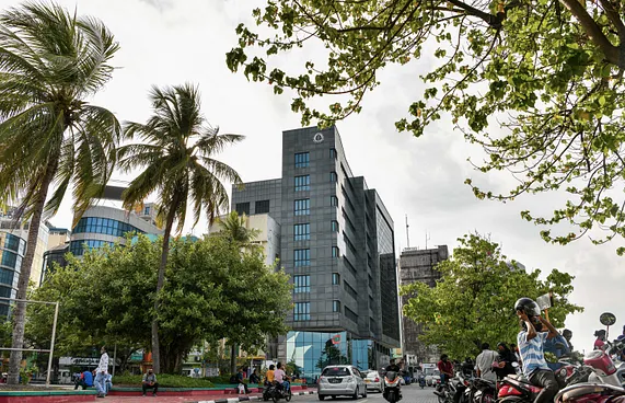 އިގްތިސާދުގައި ދައުރުވާ ފައިސާ ބޮޑުތަނުން އިތުރުވެއްޖެ