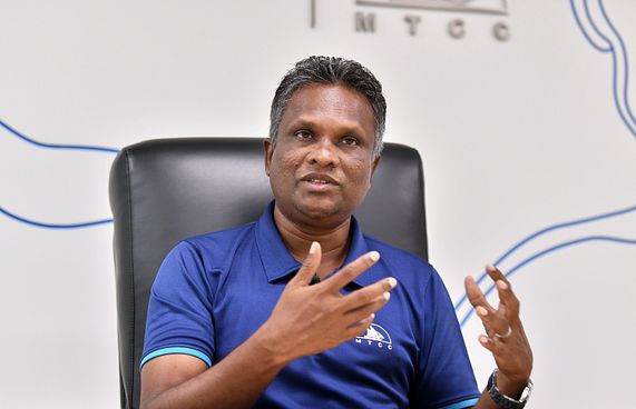 ޖޭޕީ ދޫކޮށް އާޒިމްގެ ތާއީދު ރައީސަށް