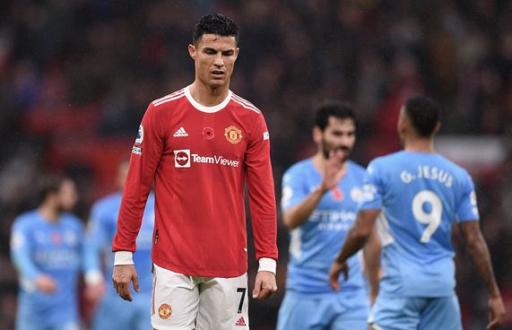 ޔުނައިޓެޑް ބަލިވިއިރު ރޮނާލްޑޯއަށް އެހީ ނުވެވުނު