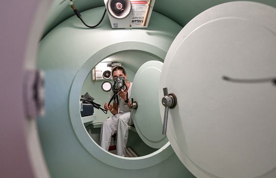 ސަރުކާރުގެ ފުރަތަމަ ޑީކޯ ޗެމްބަރު ގުރައިދޫގައި ހުޅުވަނީ