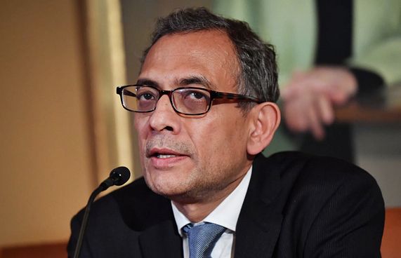 އިކޮނޮމިސްޓެއްގެ ކެއްކުމާ ބެހޭ ފޮތެއް