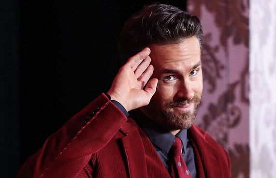 ރަޔަން ވެސް ޖޭމްސް ބޮންޑްގެ ރޯލު ބޭނުން