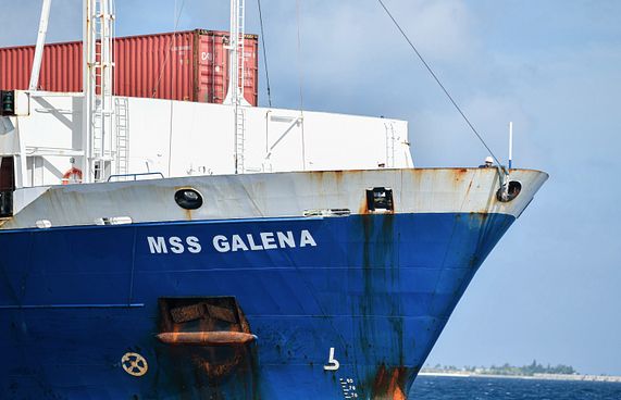 މަސްދަޅު ކޭސްތަކާއެކު އެމްއެސްއެސްގެ ބޯޓެއް ލަންކާއަށް