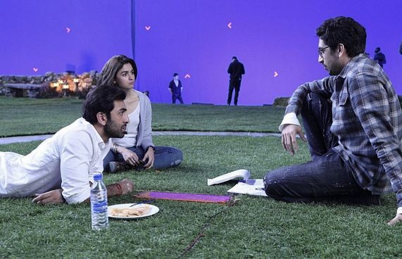 ރަންބީރާއި އާލިއާގެ "ބުރައްމަސްތުރާ" އަންނަ އަހަރު