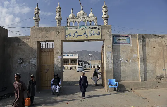 ތާލިބާނުން އައިއެސްގެ އިސް ލީޑަރެއް މަރާލައިފި