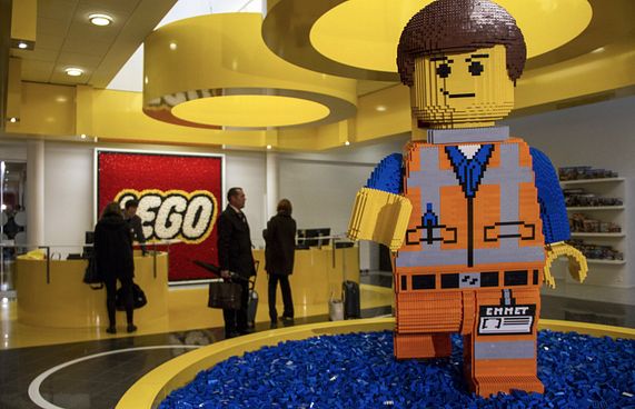 ލެގޯގެ ބިލިއަން އިންވެސްޓްމަންޓެއް ވިއެޓްނާމަށް