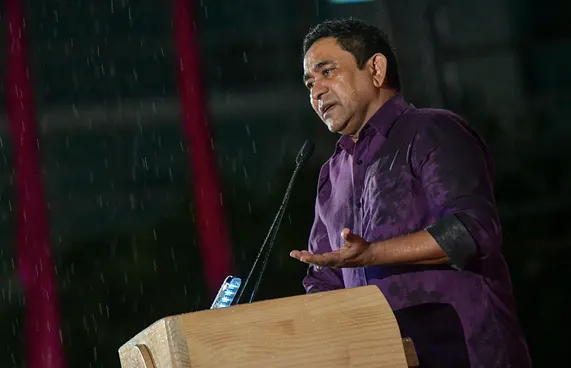 ކޯޓުން "ޓިނު ނަގަން" ޖެހުނު ސަބަބު ޔާމީން ކިޔައިދީފި