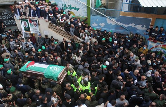 ޖަނާޒާއެއްގެ ތެރޭ ބަޑިޖެހުމުން ހަތަރު މީހަކު މަރު