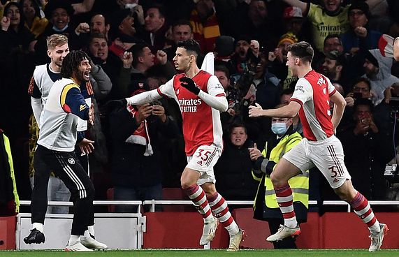 އާސެނަލް ހަތަރަކަށް، ބާންލީ-ވަޓްފޯޑް މެޗު ފަސްކޮށްފި