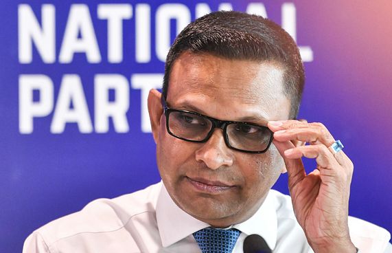 "އިންޑިއާ އައުޓް" ކެމްޕޭނަކީ ބޮޑު ޖަރީމާއެއް: ނާޒިމް