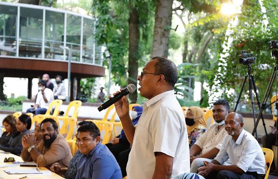 "އިންޑިއާ އައުޓް" ގޮވާ މީހުންނަށް ފަލާހުގެ އިންޒާރެއް