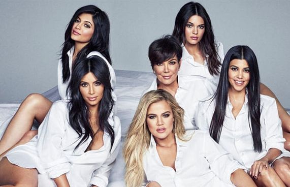 އާއިލާގެ ކޮންމެ ކުއްޖަކަށް އިލެކްޓްރިކް ކާރެއް