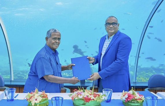 މަޑިވަރު އެއާޕޯޓް ހިންގުން މޯލްޑިވިއަން އަށް