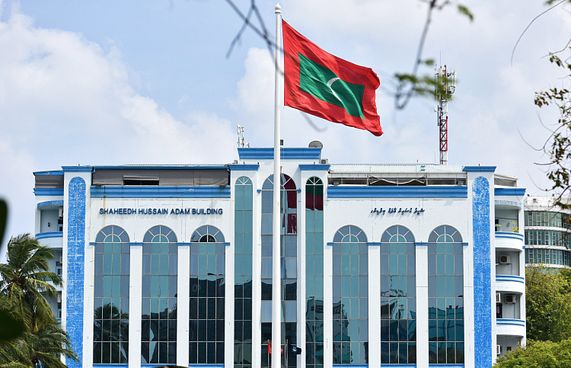 ހިންދޫ ދީން ފަތުރަން އައި މީހެއްގެ މައްސަލަ ބަލަނީ