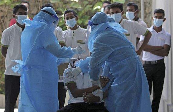 ކޮވިޑް-19 ނިމުމުގެ ކޮޅުމަތި އެބަފެނޭ: ޑަބްލިޔޫއެޗްއޯ