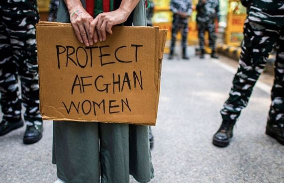 އަންހެނުންގެ މައްސަލައިގައި އަފްޣާން ވެރިން އައިސީސީއަށް