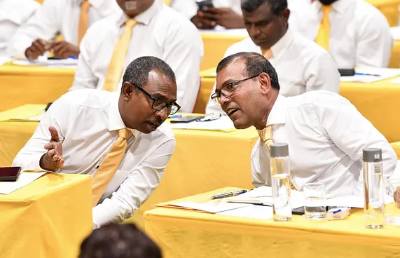 މާލޭގެ މޭޔަރު ކަމަށް ނަޝީދުގެ ތާއީދު އަލީ އާޒިމަށް!