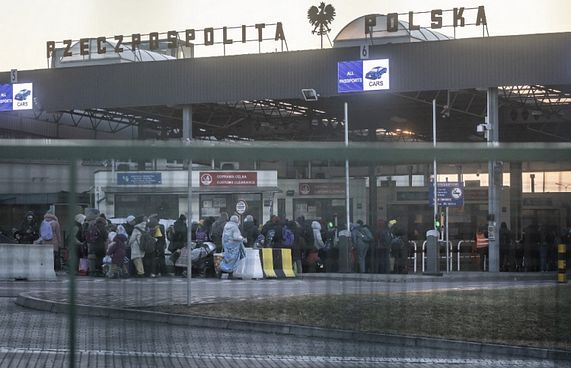 ކާކީވްގައި ތިބި އަށް ދަރިވަރުން އެހެން ސަރަހައްދަށް