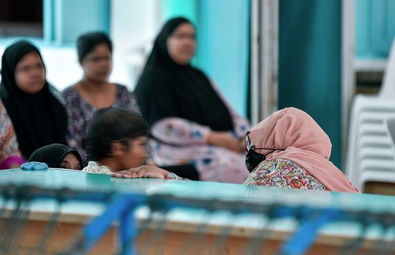 ގުރައިދޫ މަރުކަޒު މީހެއްގެ ފައިސާ ނެގި މައްސަލައެއް