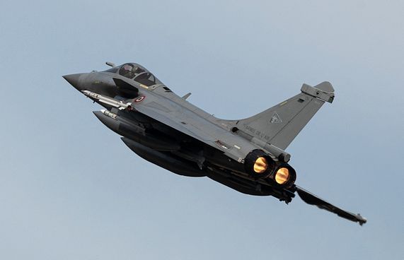 ޓޭންކަށް ފަހު މިހާރު ބޭނުންވަނީ ޖެޓް ފައިޓަރުތައް