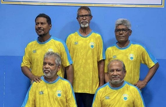 ވެލެންސިއާގެ ތަށި ހޯދި ޓީމު 40 އަހަރަށްފަހު އެކުގައި