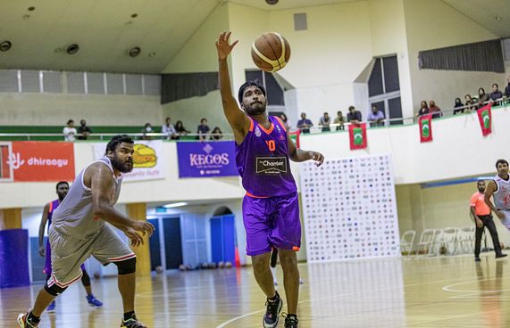 ޓީރެކްސް ބަލިކޮށް ކިންގްސް ގައުމީ ފައިނަލަށް