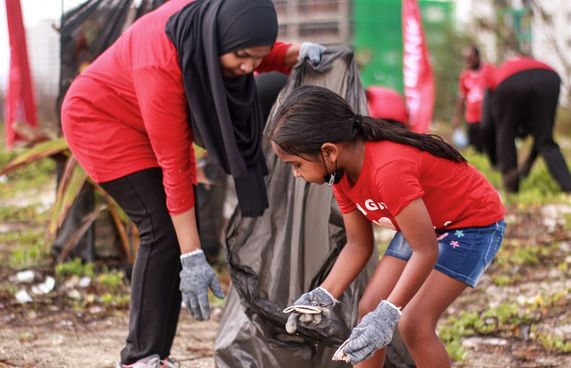 ސްވިމިން ޓްރެކާއި ފޭސް ދެއަކުން 755 ކިލޯގެ ކުނި