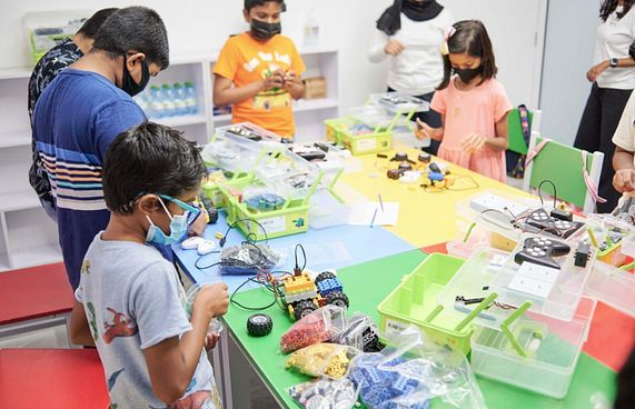 ރޮބޯތިންކް އިން ކުޑަކުދިންނަށް ހާއްސަ ޕްރޮގްރާމެއް ފަށައިފި