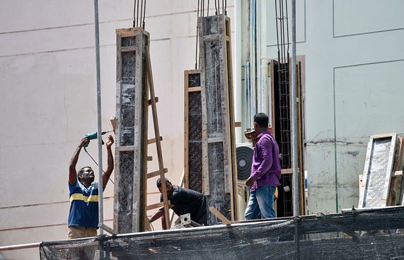 މަސައްކަތްތެރިންގެ ހައްގުތަކުގެ ދެ ބިލު ފާސްކޮށްފި