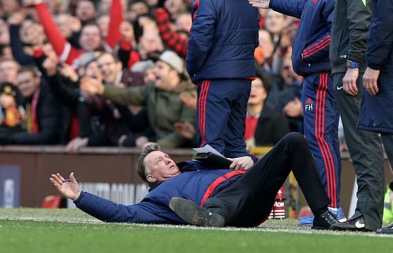 މެންޗެސްޓާ ޔުނައިޓެޑަކީ ކޮމާޝަލް ކުލަބެއް: ވެން ހާލް