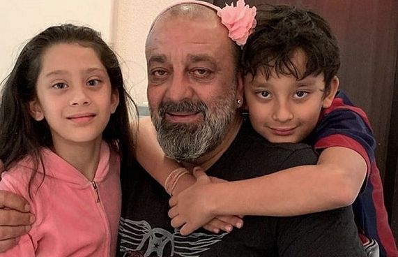 ކެންސަރު ޖެހުނުކަން އެނގުމުން ތިން ގަޑިއިރު ރުއިން