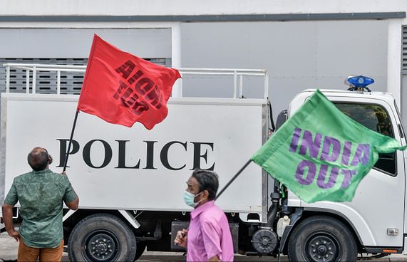 އެމްބަސީގައި ހުޅުޖަހަން ގޮވި މައްސަލަ ކުށްވެރިކޮށްފި