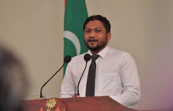 އަލީ ޒާހިރު ދެ މިލިއަން ބޭންކަށް ދައްކަން ޖެހޭނެ