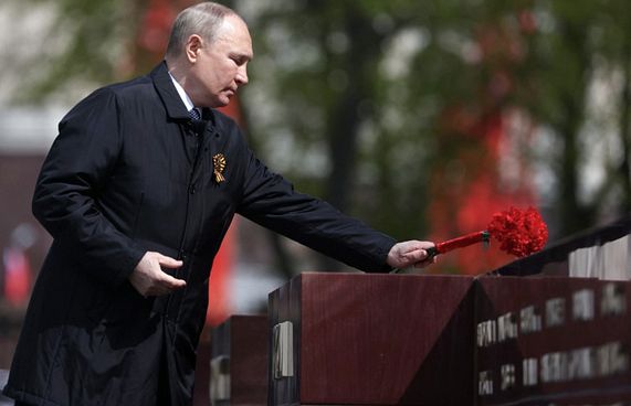 ޔޫކްރޭނަށް އަރަންޖެހުނީ، ނޭޓޯ ފުޅާކުރަމުންދާތީ: ޕުޓިން