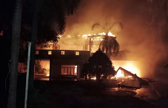 ރާޖަޕަކްސަގެ ދެ ގެއަކާއި އެތަންމިތަނުގައި ހުޅުޖަހައިފި