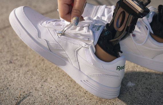 ނުކުޅެދުންތެރިކަން ހުންނަ މީހުންނަށް ހާއްސަ ސްނީކާސް