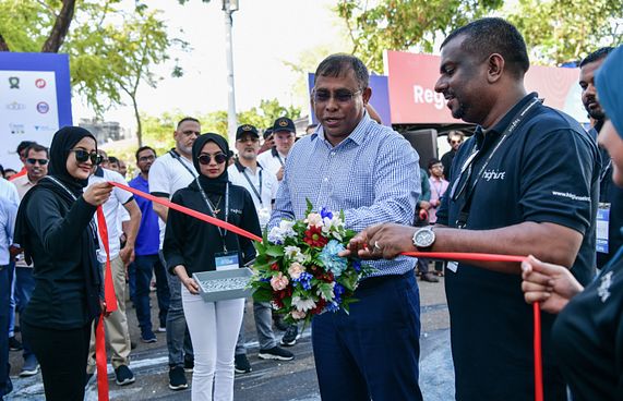 އެފްއެންޑްބީ ޝޯ ސެންޓްރަލް ޕާކުގައި ފަށައިފި