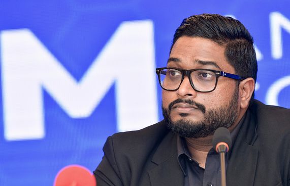 އެފްއޭއެމަށް ފުޓްސަލް އެރީނާ ނޭޅުނު، ގޯސްވީ ސަރުކާރު