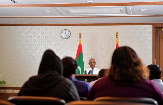 ކޮމިޝަންތަކުން މައުލޫމާތު ލީކުވެ ތަހުގީގަށް ހުރަސްއެޅުނު