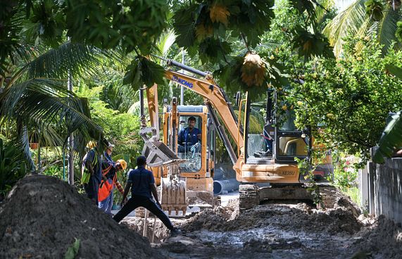 ޕްރޮޖެކްޓް ބަޖެޓުގެ 70 ޕަސެންޓު ބޭނުމެއް ނުކުރޭ