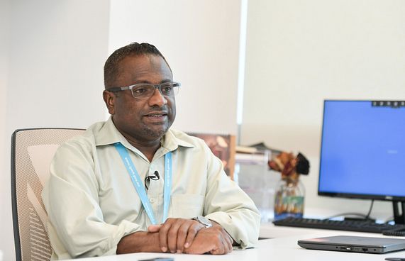 ޑރ. ވަހީދު: ރާއްޖޭގެ ފުރަތަމަ ޕްލާސްޓިކް ސާޖަން