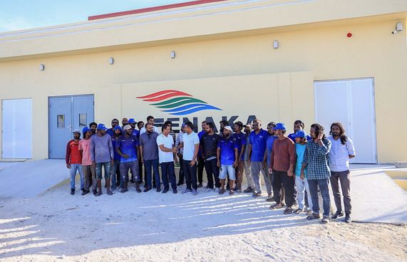 ކުޑަގިރި އަށް ފެނަކައިން ކަރަންޓު ދޭން ފަށައިފި