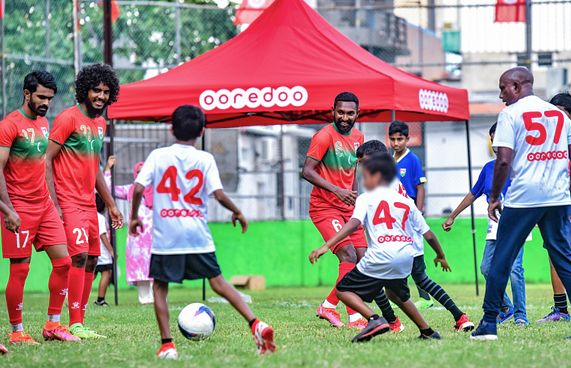 ފިޔަވަތީގައި ތިބި ކުދިންނަށް އުރީދޫން ހާއްސަ މެޗެއް