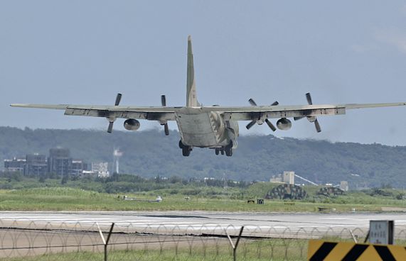 ތައިވާނާއި ރަޝިޔާ އަށް ހަތިޔާރު ދިނުން ވެސް ހަމަހަމަ